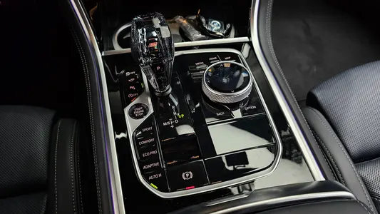BMW 8 Series (G15) M850i xDrive 2023 9