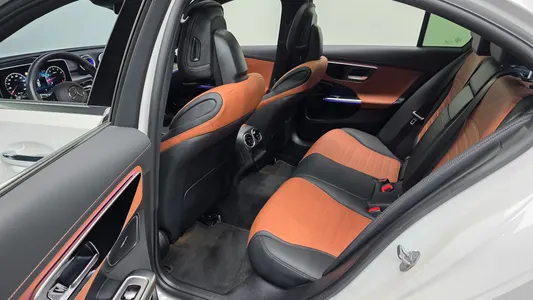 Mercedes-Benz C-Class W206 C300 4MATIC AMG Line 2023 12