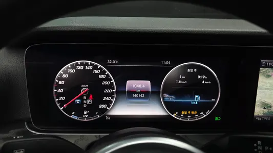 Mercedes-Benz E-Class W213 E300 4MATIC 2019 8