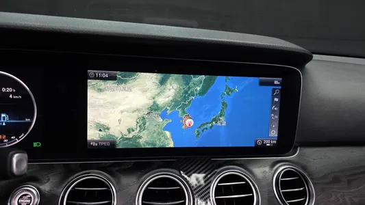 Mercedes-Benz E-Class W213 E300 4MATIC 2019 14