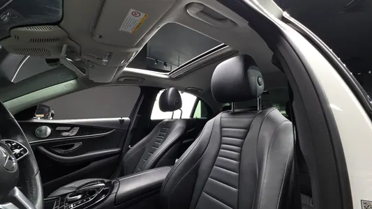 Mercedes-Benz E-Class W213 E300 4MATIC 2019 17