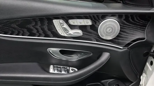 Mercedes-Benz E-Class W213 E300 4MATIC 2019 18