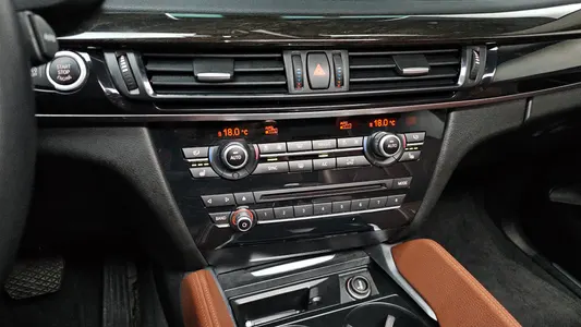 BMW X6 (F16) xDrive 30d 2015 17