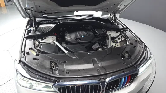 BMW 6 Series GT (G32) 620d xDrive 2019 6