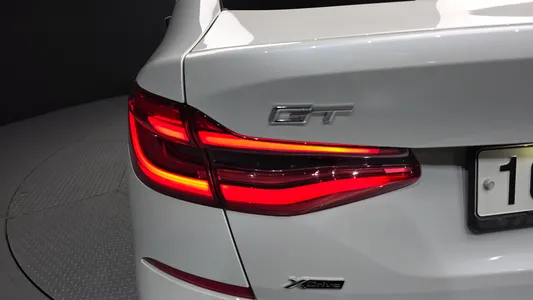 BMW 6 Series GT (G32) 620d xDrive 2019 23