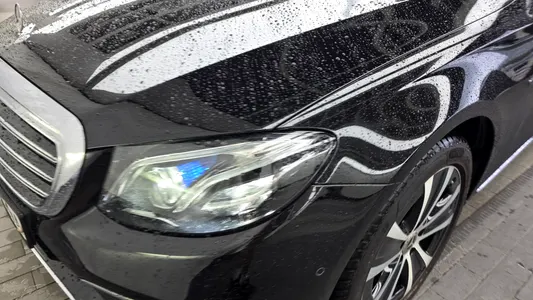 Mercedes-Benz E-Class W213 E300e 2019 22