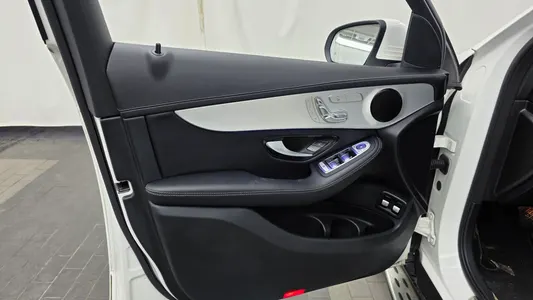 Mercedes-Benz GLC-Class X253 GLC300e 4MATIC 2021 24