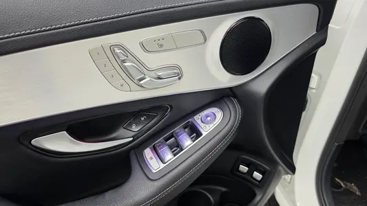Mercedes-Benz GLC-Class X253 GLC300e 4MATIC 2021 29