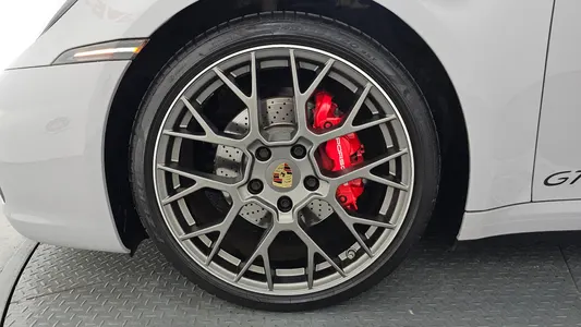 Porsche 911 (992) 4 2020 5