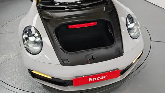 Porsche 911 (992) 4 2020 6