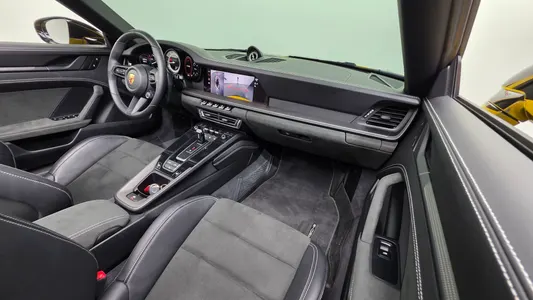Porsche 911 (992) 4 GTS 2024 7