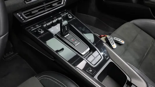 Porsche 911 (992) 4 GTS 2024 9