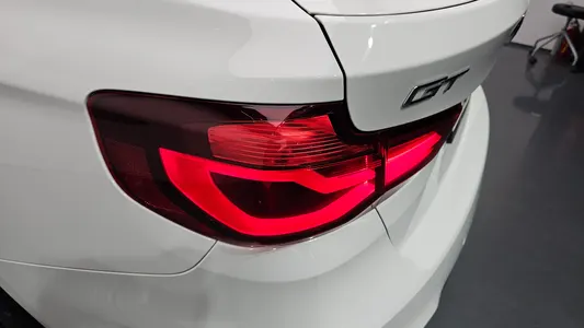 BMW 3 Series GT (F34) GT 320d M 2020 23