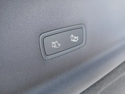 Tesla Y AWD 2025 17