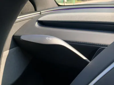 Tesla Y AWD 2025 18