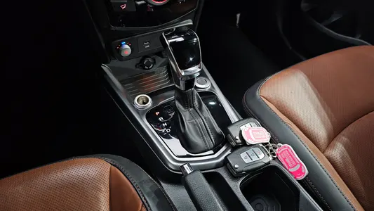 KG Mobility 티볼리 아머 2WD 2019 9