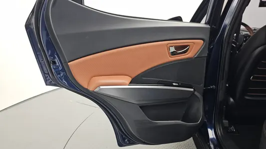 KG Mobility 티볼리 아머 2WD 2019 25