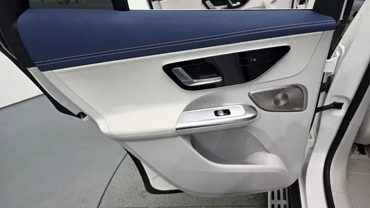 Mercedes-Benz EQE SUV X294 EQE500 4MATIC 2023 25