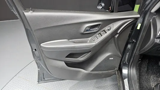 Chevrolet 트랙스 1.6 LTZ 2017 24