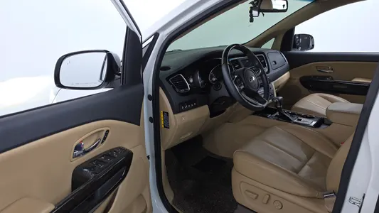 Kia 카니발 7 2020 10