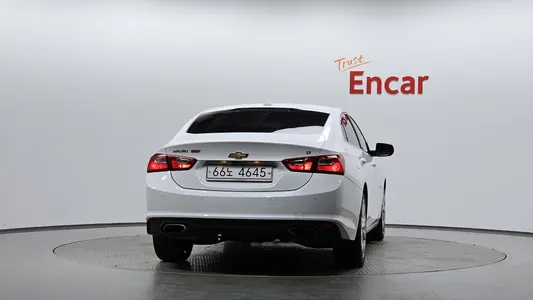 Chevrolet 말리부 2.0 LT 2016 4