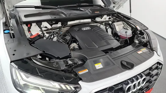 Audi Q5 (FY) 40 TDI 2021 6
