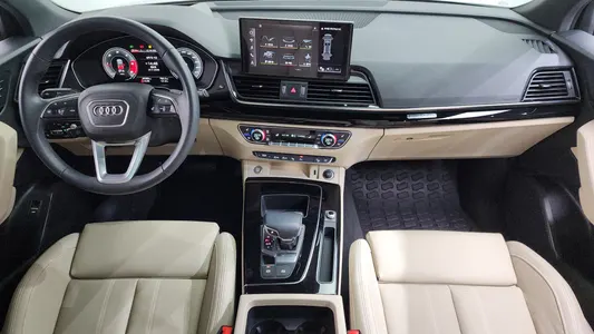 Audi Q5 (FY) 40 TDI 2021 7