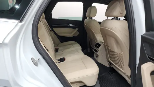 Audi Q5 (FY) 40 TDI 2021 11