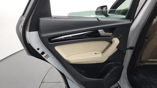 Audi Q5 (FY) 40 TDI 2021 25