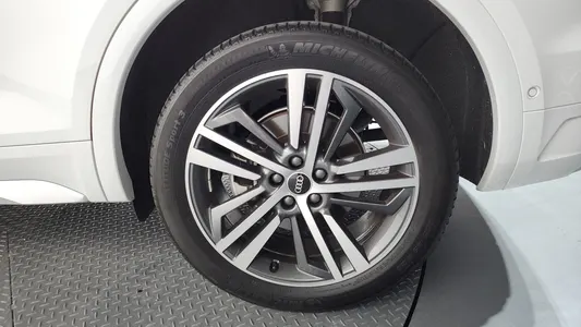 Audi Q5 (FY) 40 TDI 2021 21