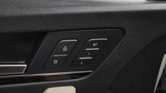 Audi Q5 (FY) 40 TDI 2021 35