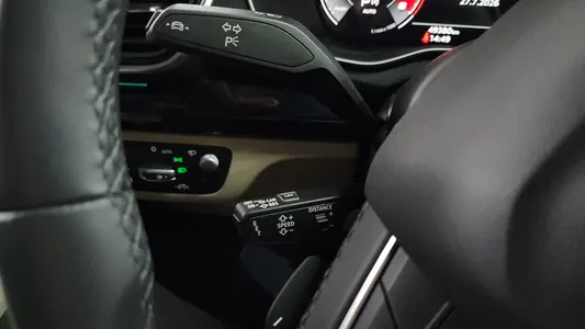 Audi Q5 (FY) 40 TDI 2021 36