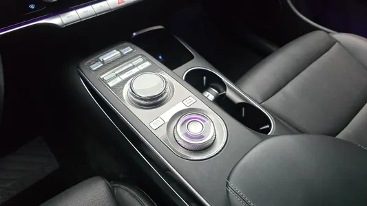 Genesis GV70 2.2 2WD 2021 9