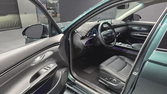 Genesis GV70 2.2 2WD 2021 10