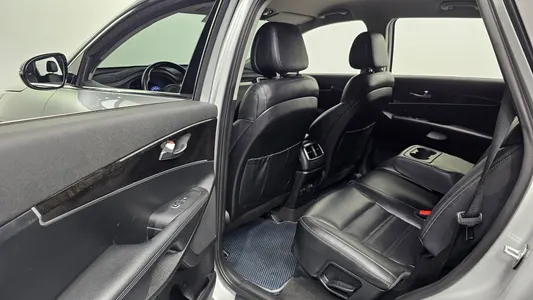 Kia Sorento 2.0 2WD 2015 11
