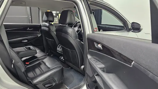 Kia Sorento 2.0 2WD 2015 26