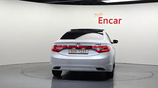 Hyundai HG 2014 4