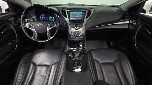 Hyundai HG 2014 7