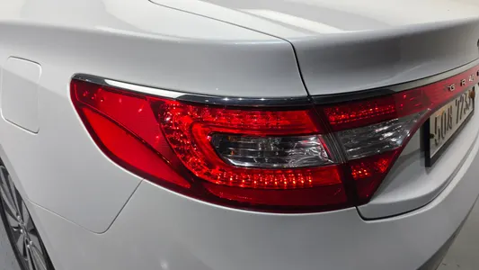 Hyundai HG 2014 23