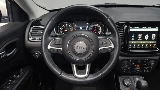 Jeep 2 2.4 AWD 2019 13