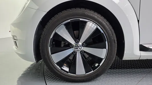 Volkswagen 더 비틀 2.0 TDI 2015 5