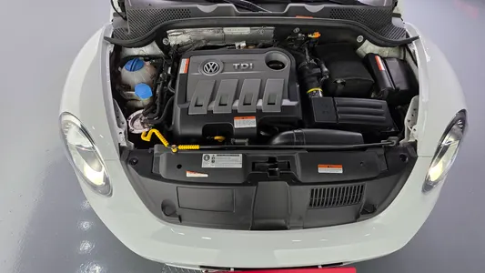 Volkswagen 더 비틀 2.0 TDI 2015 6
