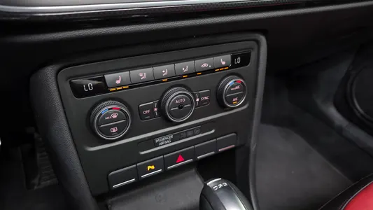 Volkswagen 더 비틀 2.0 TDI 2015 15