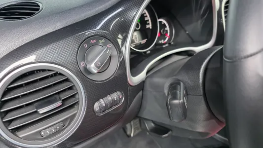 Volkswagen 더 비틀 2.0 TDI 2015 17