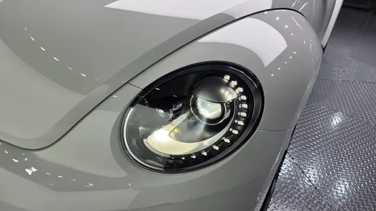 Volkswagen 더 비틀 2.0 TDI 2015 22