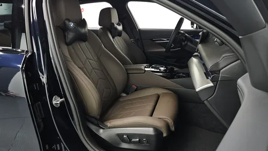 BMW 5 Series (G60) 523d M 2026 26