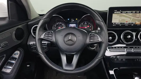 Mercedes-Benz C-Class W205 C220 d 2016 12