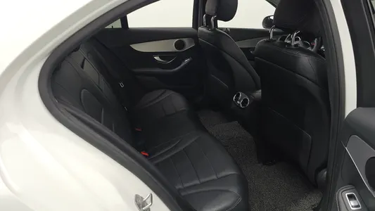 Mercedes-Benz C-Class W205 C220 d 2016 28