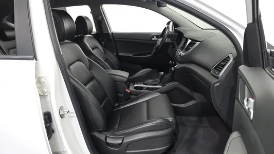 Hyundai Tucson 2.0 2WD 2017 11