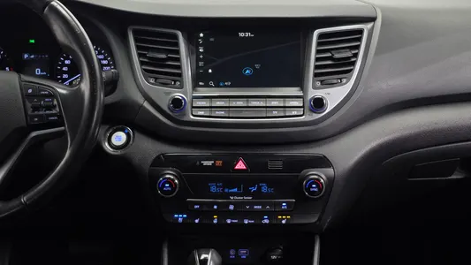 Hyundai Tucson 2.0 2WD 2017 14
